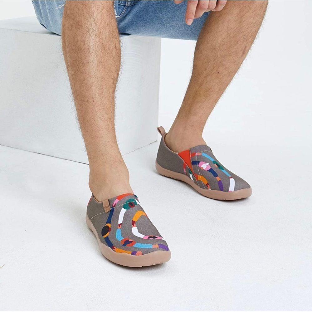 UIN Men's Size Walking Travel Shoes Slip On Canvas Casual Sneaker (Love Circle)